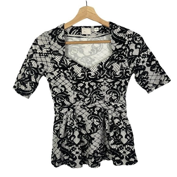 Anthropologie Postmark Black & White Lace Fitted Short Sleeve Blouse XXS - Picture 1 of 3